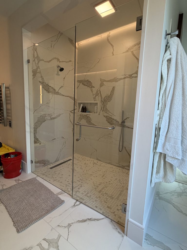 Spot-free shower glass cleaning on Amelia Island, Florida