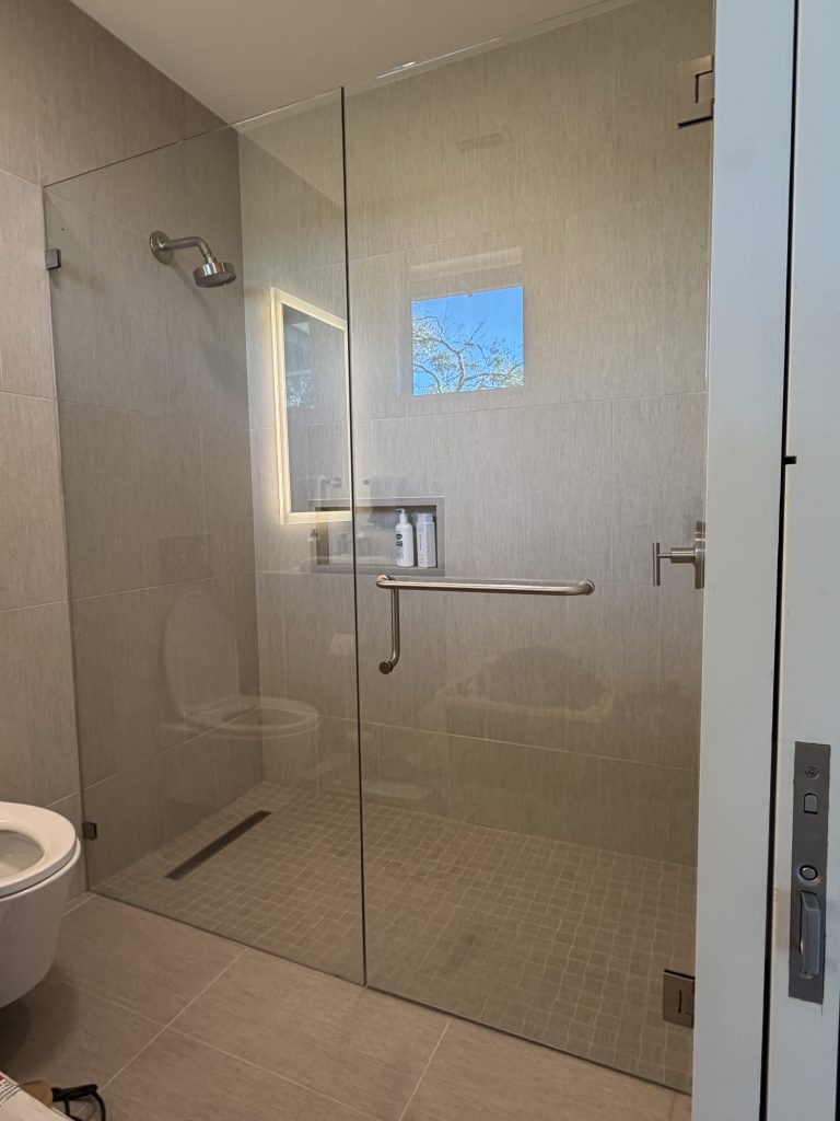 Shower glass door cleaning in Fernandina Beach, Florida